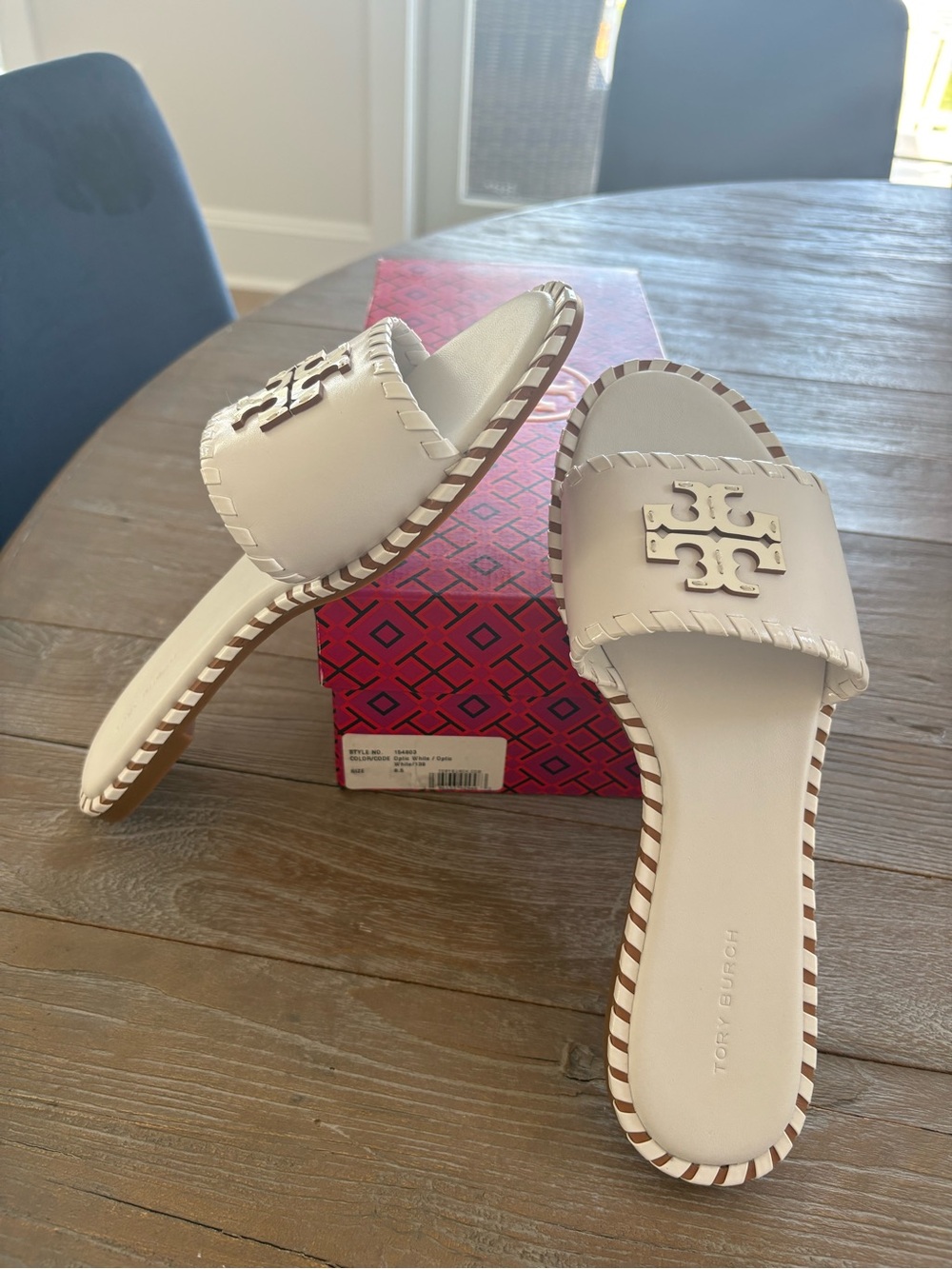 NIB Tory Burch everly slide optic white Size 8.5